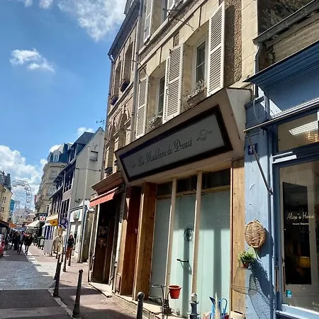 Les Mouettes De * تروفيي سور مير