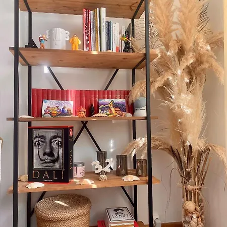 Les Mouettes De Trouville-sur-Mer